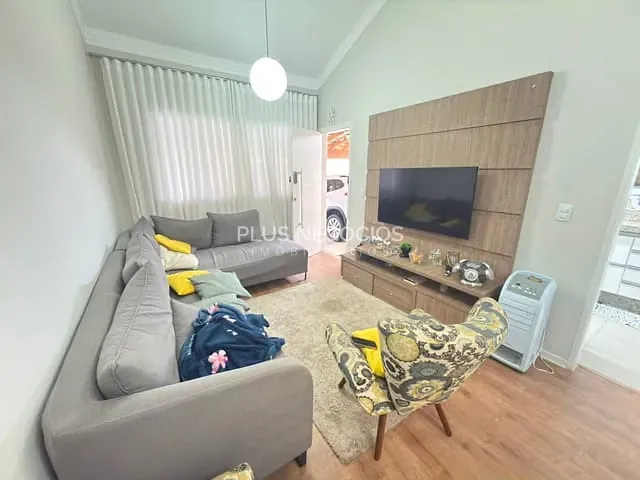 Casa com 100m² 3 quartos e 2 banheiros, à venda, no bairro Ipatinga em Sorocaba