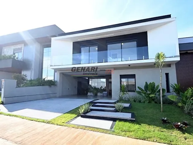 Casa com 300m² 4 quartos e 5 banheiros, à venda, no bairro Jardim Residencial Dona Maria Candida em Indaiatuba