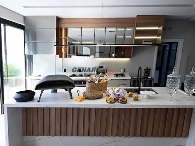 Casa com 300m² 4 quartos e 5 banheiros, à venda, no bairro Jardim Residencial Dona Maria Candida em Indaiatuba