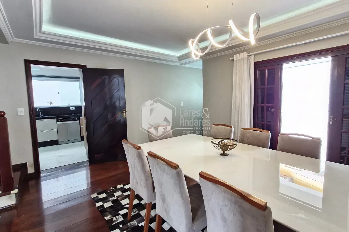 Casa, 3 quartos, 235 m² - Foto 27