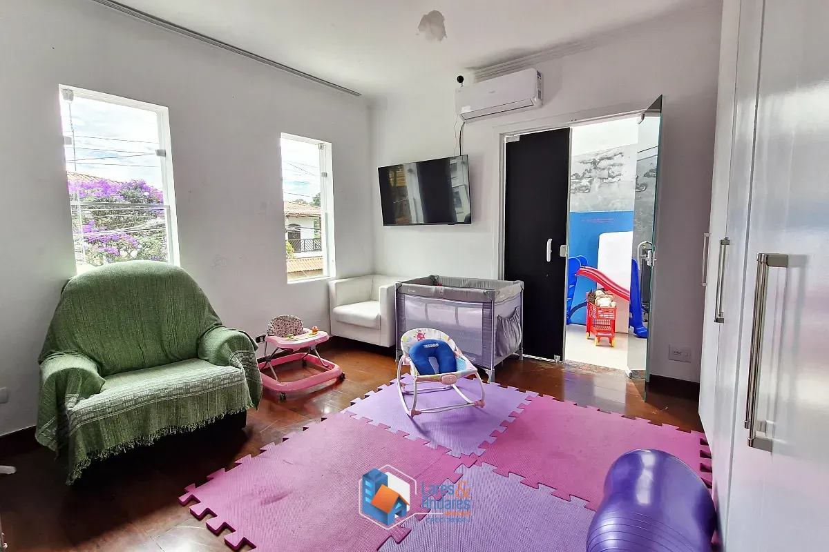 Casa, 3 quartos, 235 m² - Foto 14
