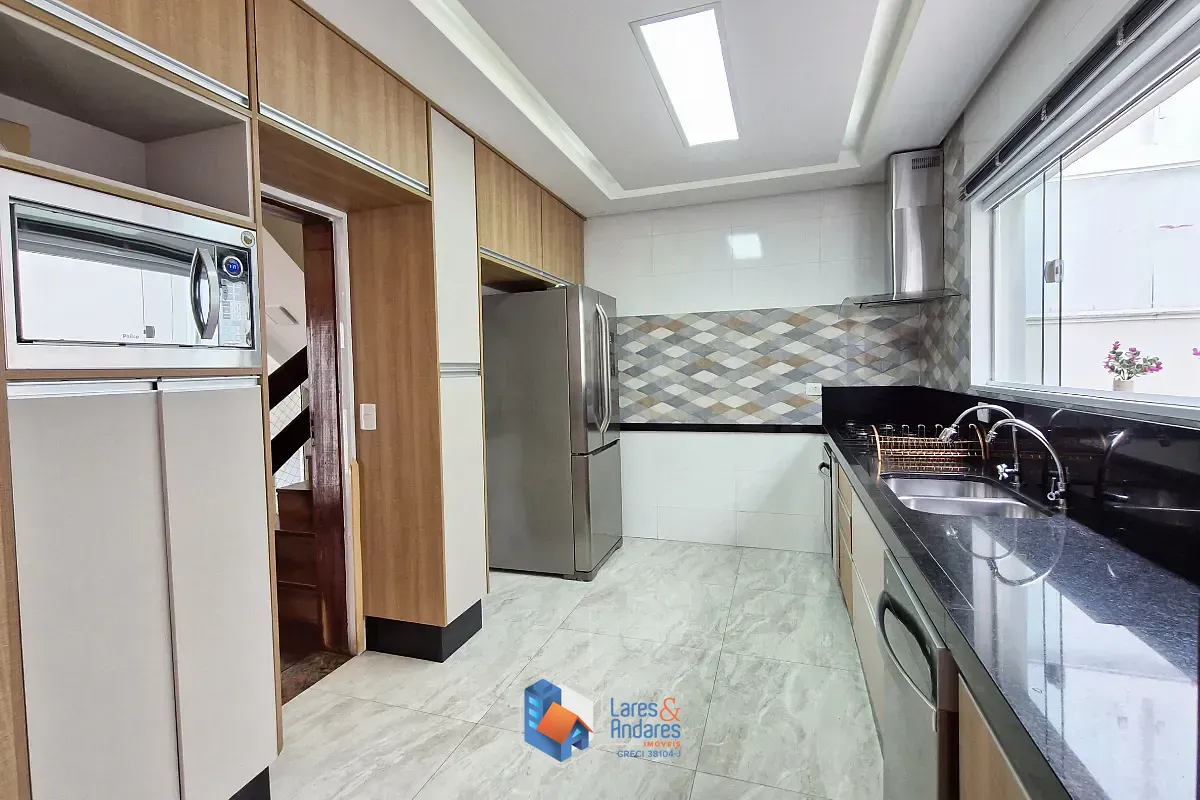 Casa, 3 quartos, 235 m² - Foto 29