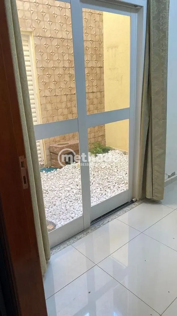 Casa, 3 quartos, 230 m² - Foto 9