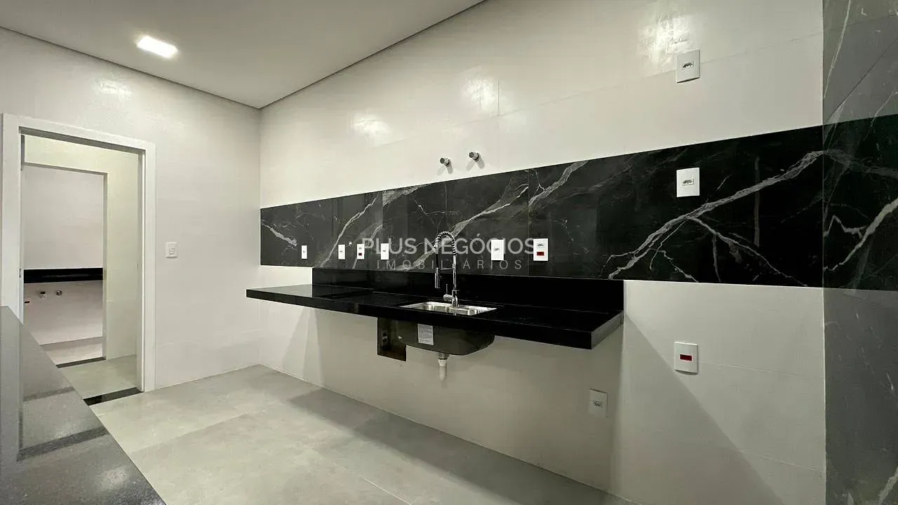 Casa, 4 quartos, 350 m² - Foto 8