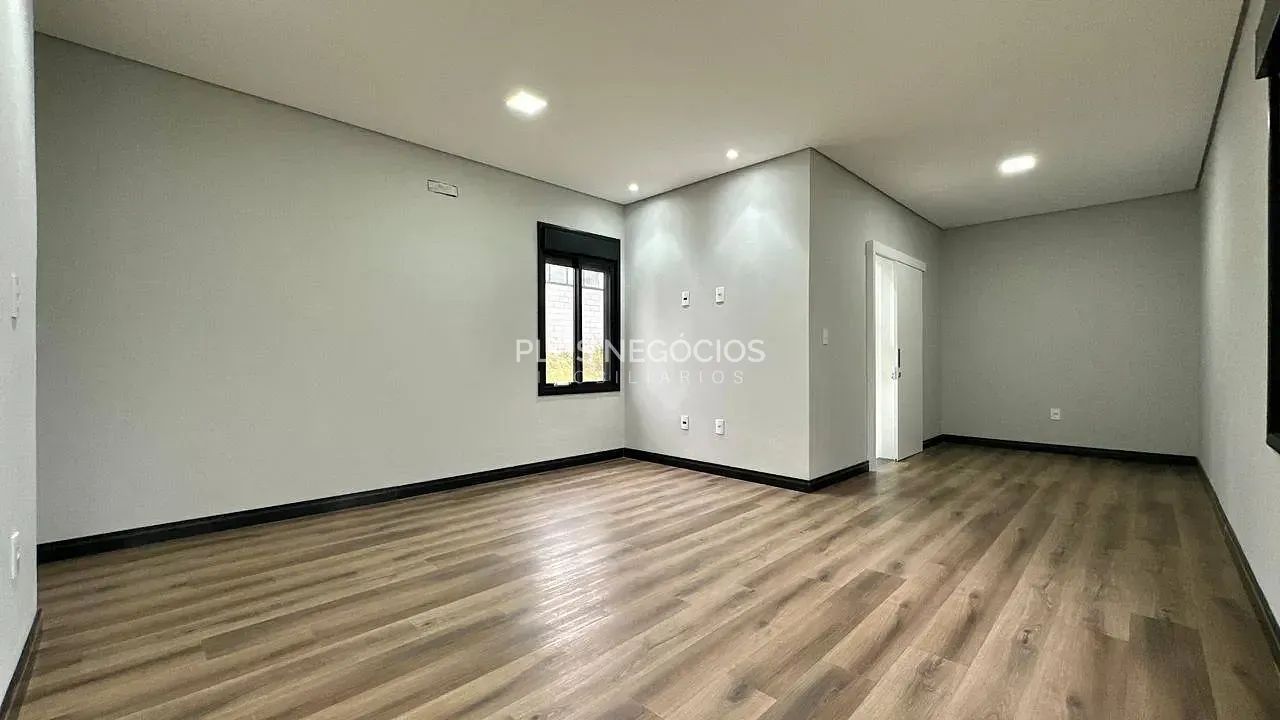 Casa, 4 quartos, 350 m² - Foto 37