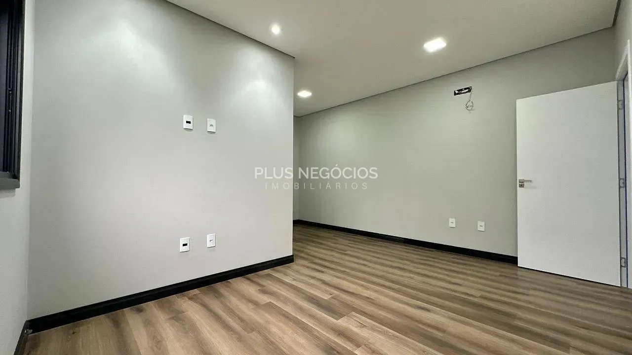 Casa, 4 quartos, 350 m² - Foto 42