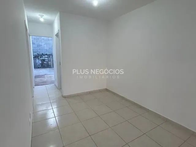 Casa com 120m² 2 quartos e 1 banheiro, à venda ou para alugar, no bairro Ipanema do Meio em Sorocaba