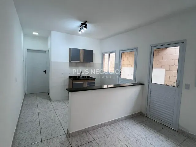 Casa com 100m² 2 quartos e 1 banheiro, à venda, no bairro Jardim Santa Esmeralda em Sorocaba