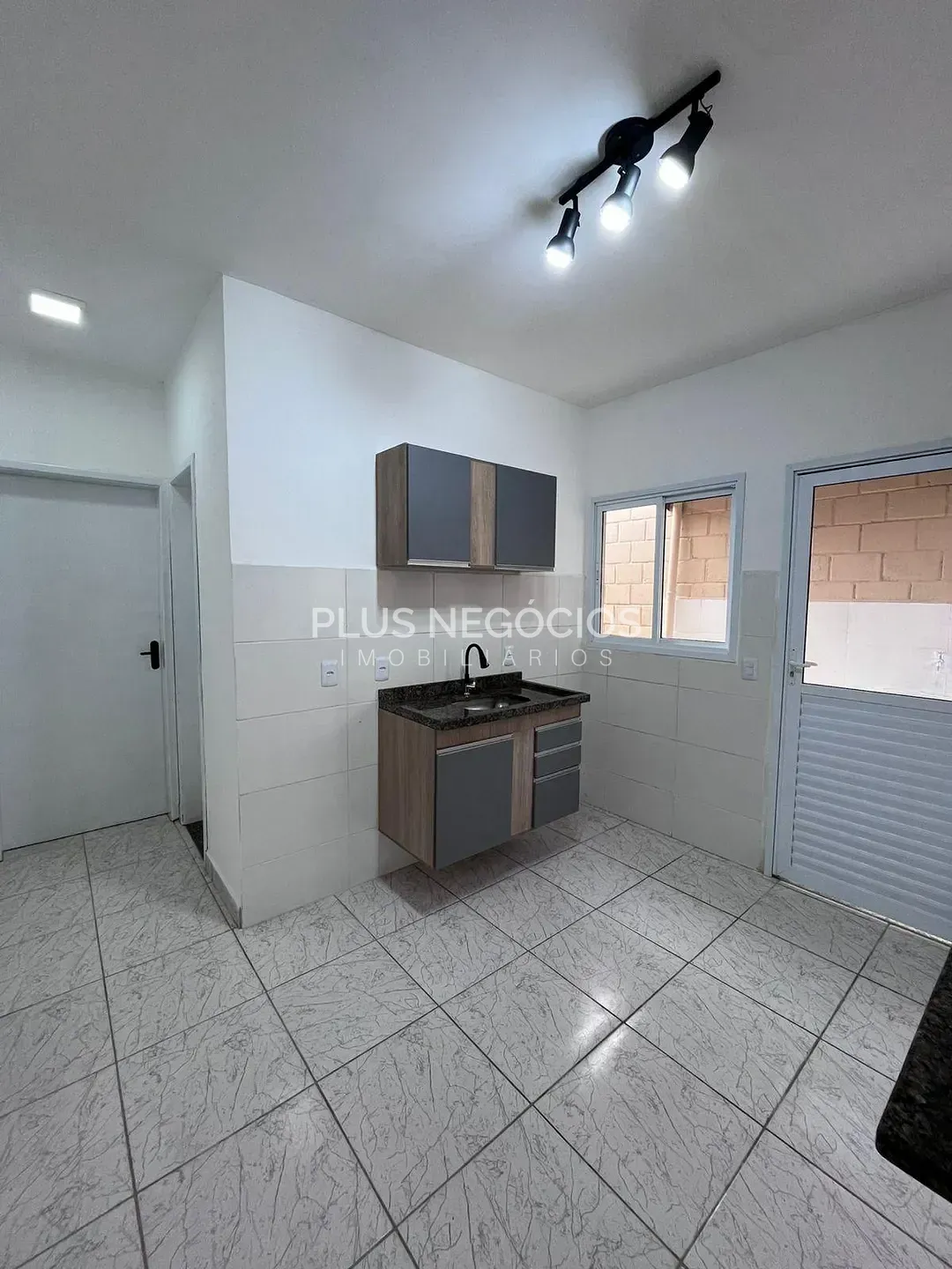 Casa, 2 quartos, 49 m² - Foto 3