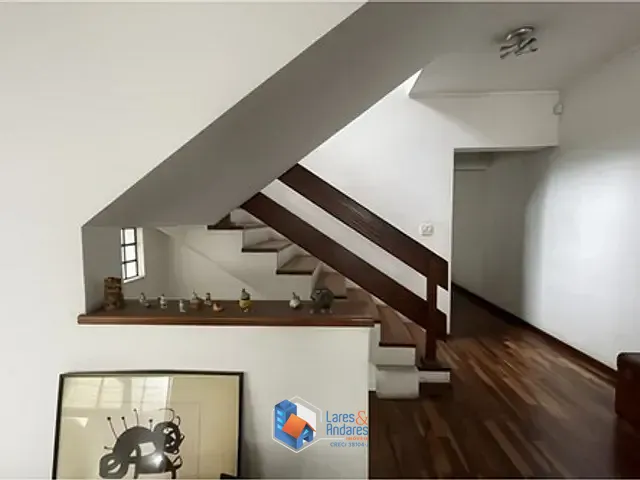 Casa com 224m² 4 quartos e 4 banheiros, à venda, no bairro Alto da Lapa em São Paulo