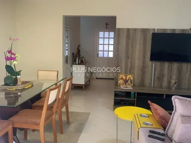 Casa com 140m² 3 quartos e 2 banheiros, à venda, no bairro Jardim Siriema em Sorocaba