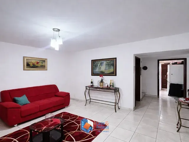 Casa com 125m² 2 quartos e 2 banheiros, à venda, no bairro Jardim Maria Luiza em São Paulo