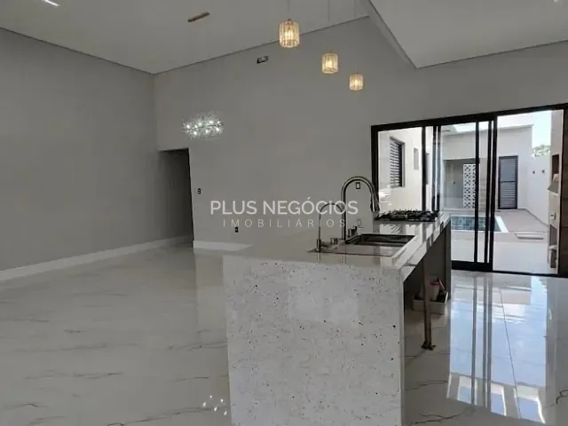 Casa com 221m² 3 quartos e 3 banheiros, à venda, no bairro Wanel Ville em Sorocaba