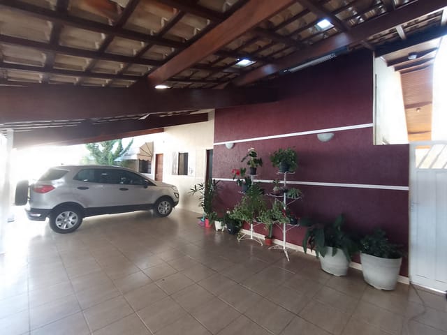 Casa com 250m² 5 quartos e 5 banheiros, à venda, no bairro Jardim Independência em Taubaté