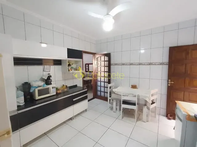 Casa com 250m² 5 quartos e 5 banheiros, à venda, no bairro Jardim Independência em Taubaté