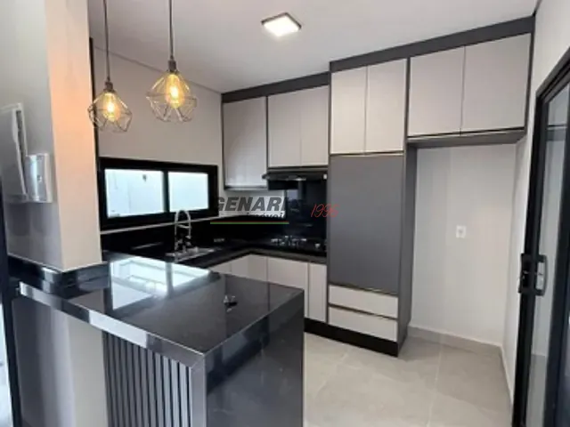 Casa com 150m² 3 quartos e 2 banheiros, à venda, no bairro Jardim Bom Sucesso em Indaiatuba