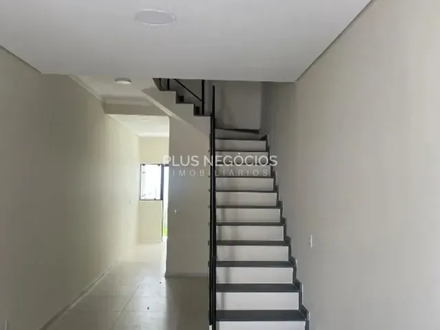 Casa 2 quartos e 2 banheiros, à venda, no bairro Jardim Residencial Villa Amato em Sorocaba