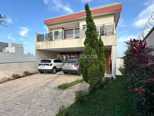 Casa 4 quartos e 4 banheiros, à venda, no bairro Sorocaba em Sorocaba