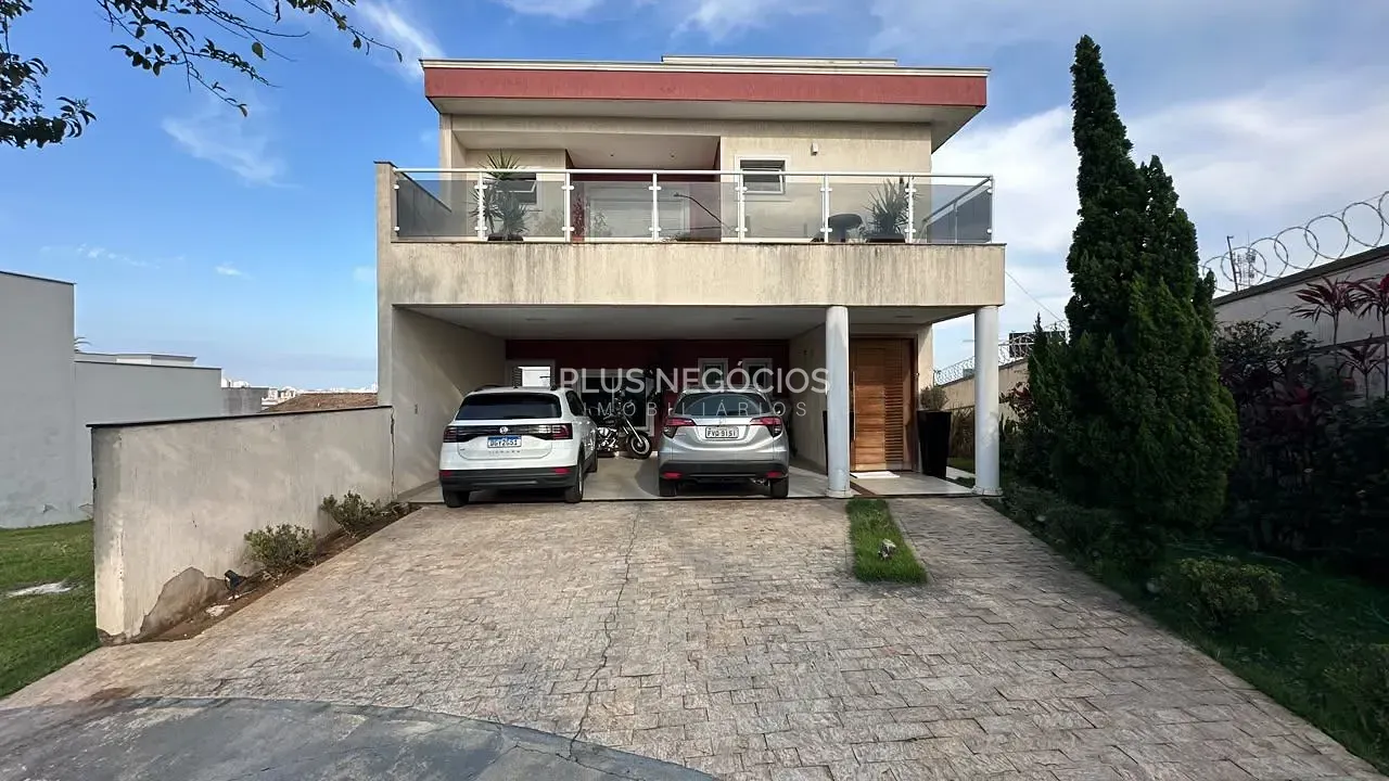 Casa, 4 quartos, 296 m² - Foto 1
