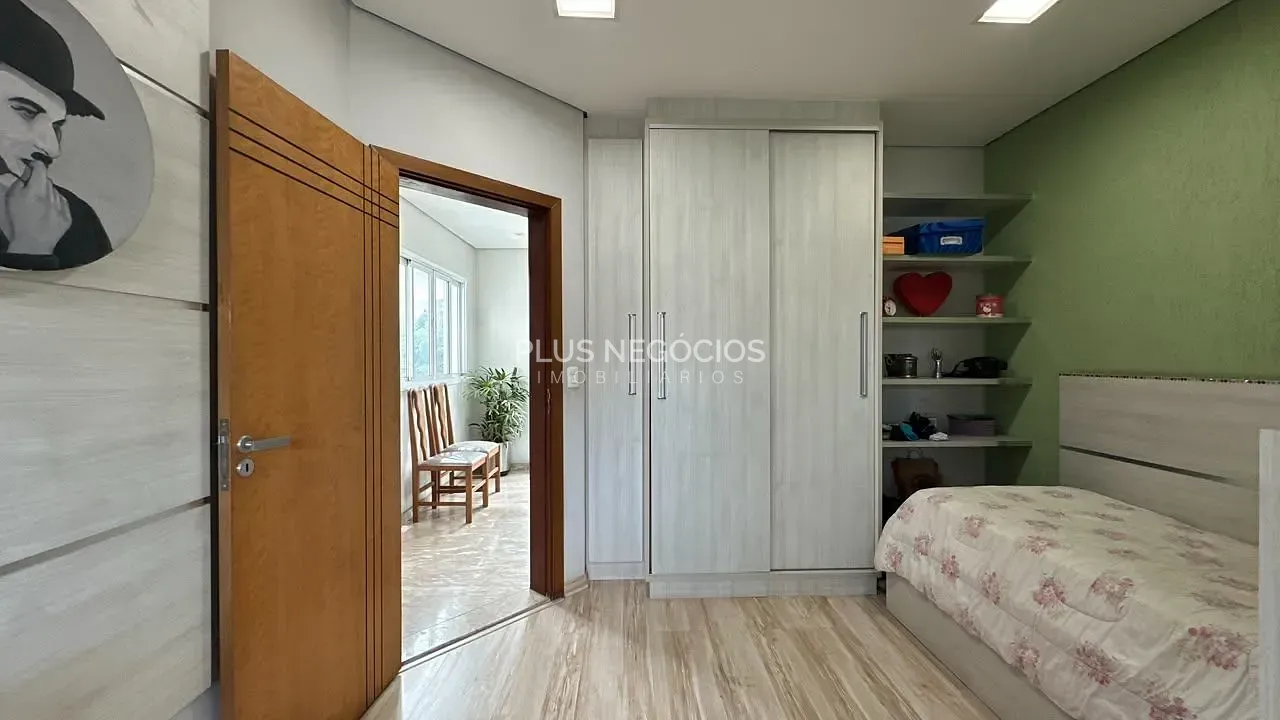 Casa, 4 quartos, 296 m² - Foto 55