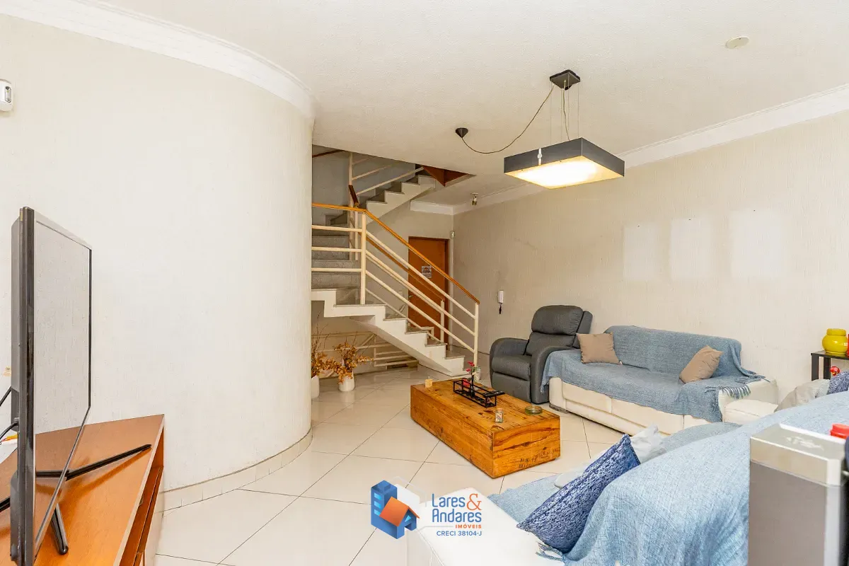 Casa, 4 quartos, 214 m² - Foto 2