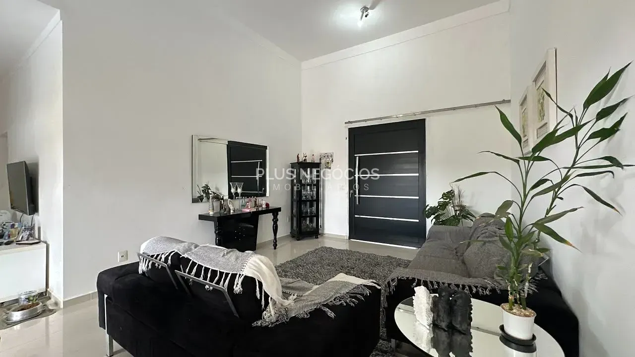 Casa, 3 quartos, 280 m² - Foto 2