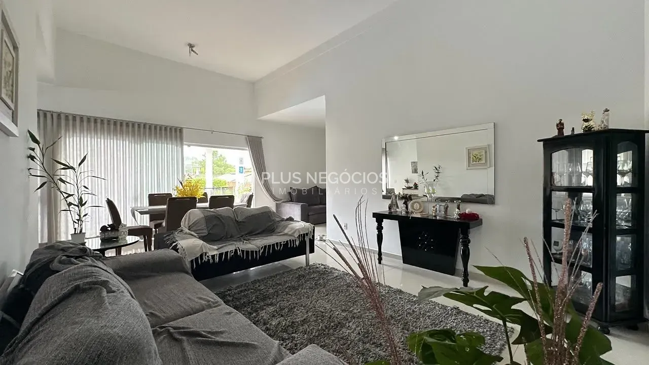 Casa, 3 quartos, 280 m² - Foto 3
