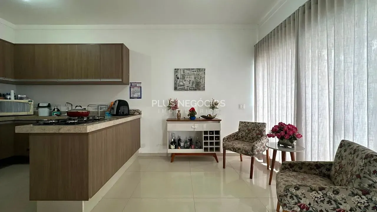 Casa, 3 quartos, 280 m² - Foto 8