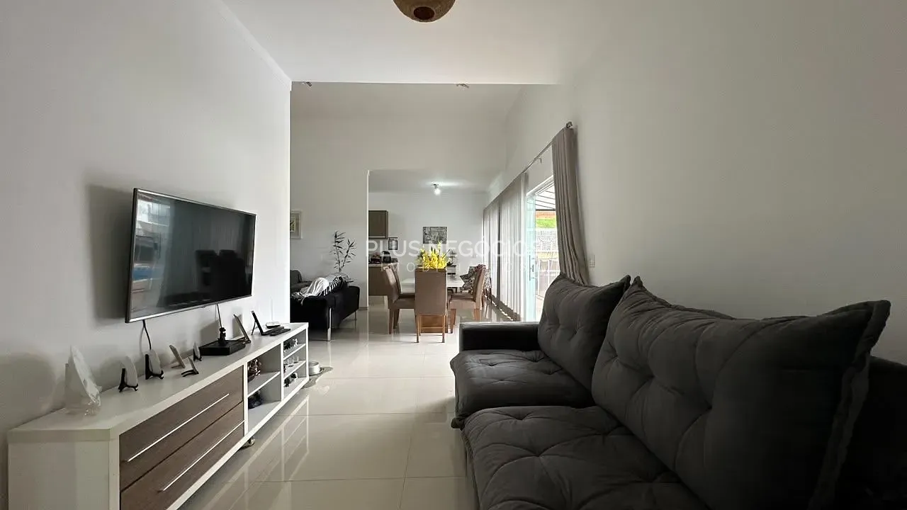 Casa, 3 quartos, 280 m² - Foto 6