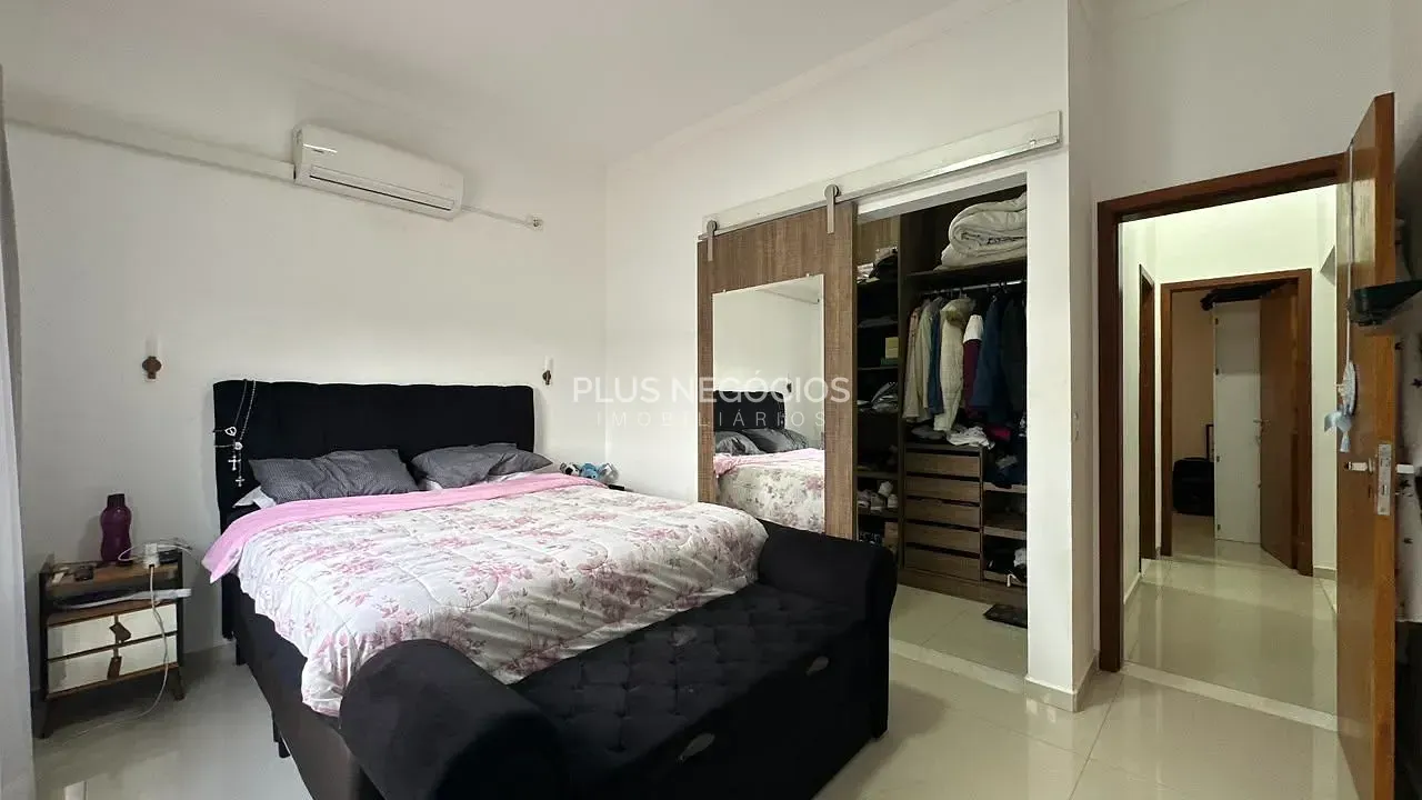 Casa, 3 quartos, 280 m² - Foto 31