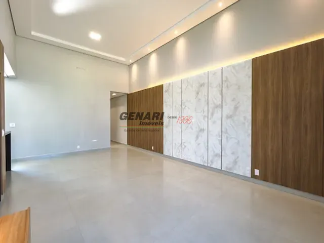Casa com 200m² 3 quartos e 2 banheiros, à venda, no bairro Loteamento Park Gran Reserve em Indaiatuba