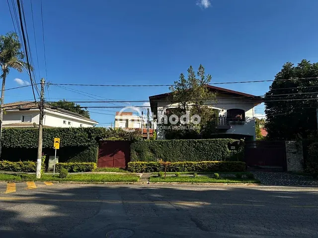 Casa com 828m² 4 quartos e 4 banheiros, à venda, no bairro Loteamento Caminhos de São Conrado (Sousas) em Campinas