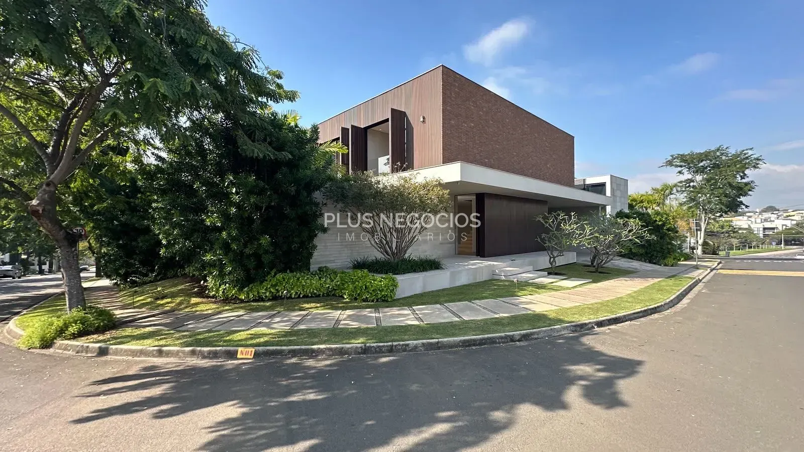 Casa, 4 quartos, 408 m² - Foto 1