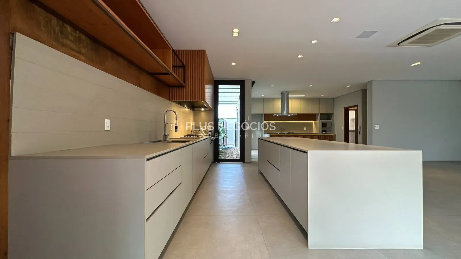 Casa, 4 quartos, 408 m² - Foto 46