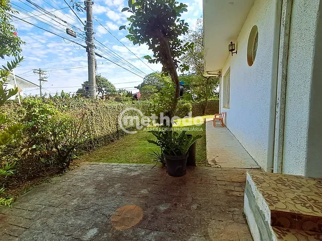 Casa com 883m² 4 quartos e 3 banheiros, à venda, no bairro Cidade Universitária em Campinas