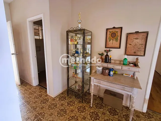 Casa com 883m² 4 quartos e 3 banheiros, à venda, no bairro Cidade Universitária em Campinas