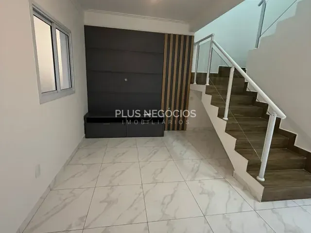 Casa 2 quartos e 2 banheiros, à venda ou para alugar, no bairro Jardim Simus em Sorocaba