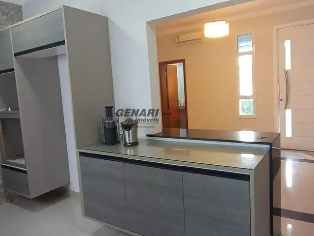 Casa 4 quartos e 4 banheiros, para alugar, no bairro Chácara Belvedere em Indaiatuba