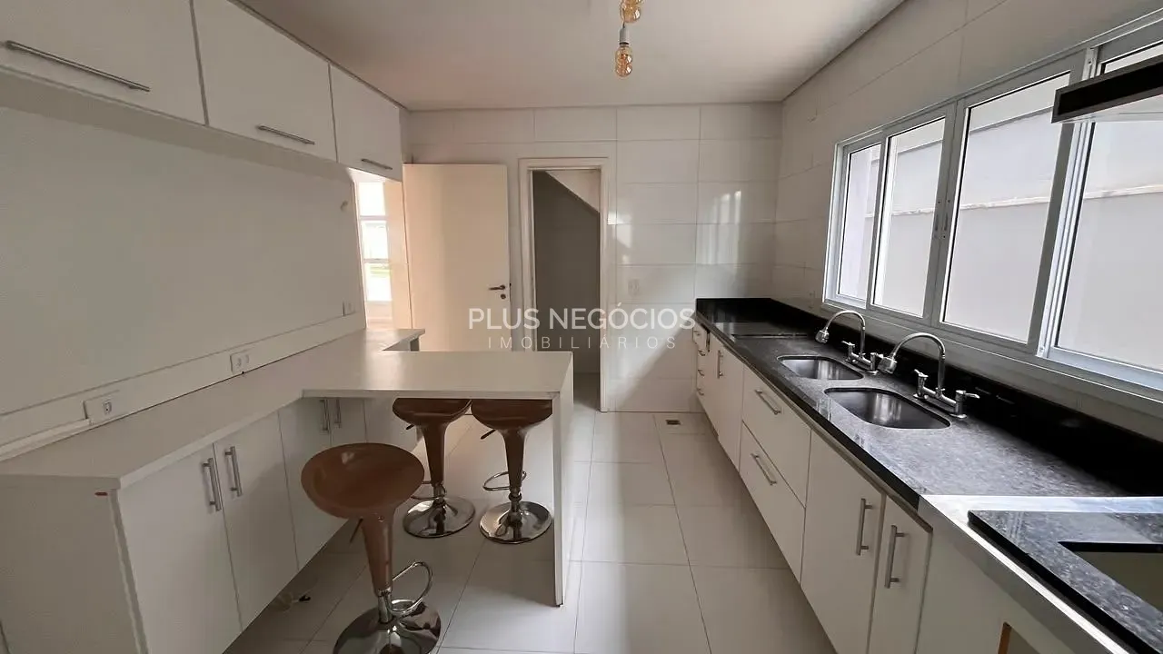 Casa, 3 quartos, 280 m² - Foto 28