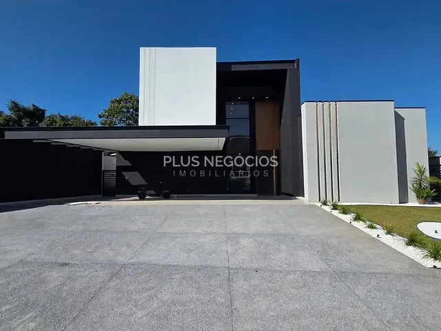 Casa com 560m² 3 quartos e 5 banheiros, à venda, no bairro Vila Martins em Itu