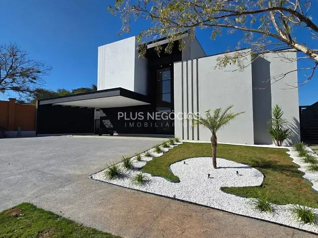 Casa com 560m² 3 quartos e 5 banheiros, à venda, no bairro Vila Martins em Itu