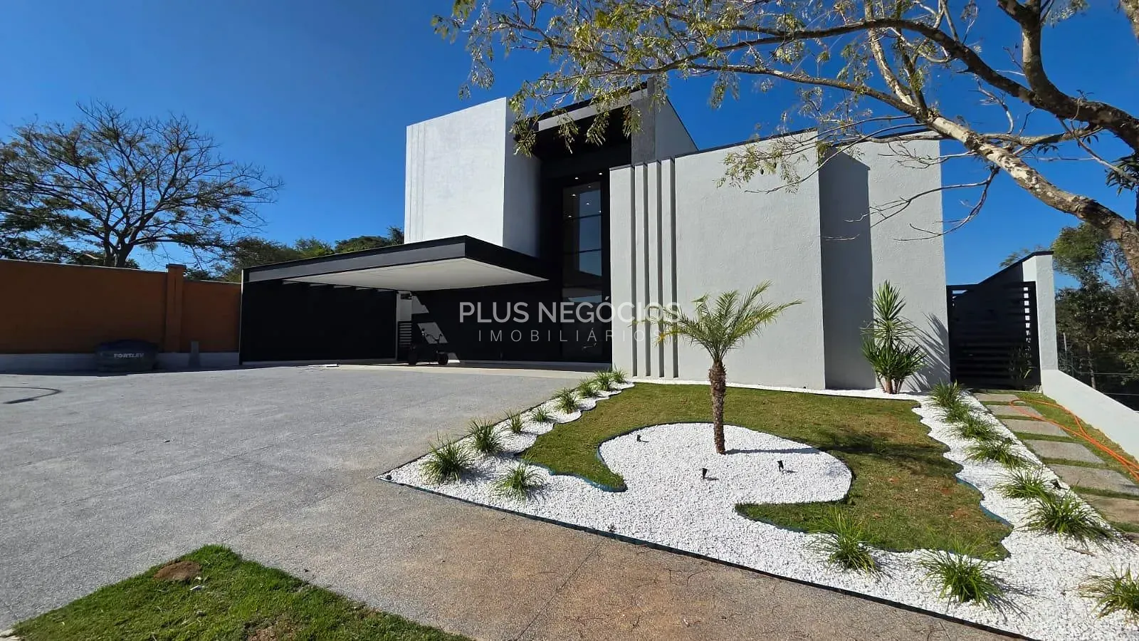 Casa, 3 quartos, 303 m² - Foto 3