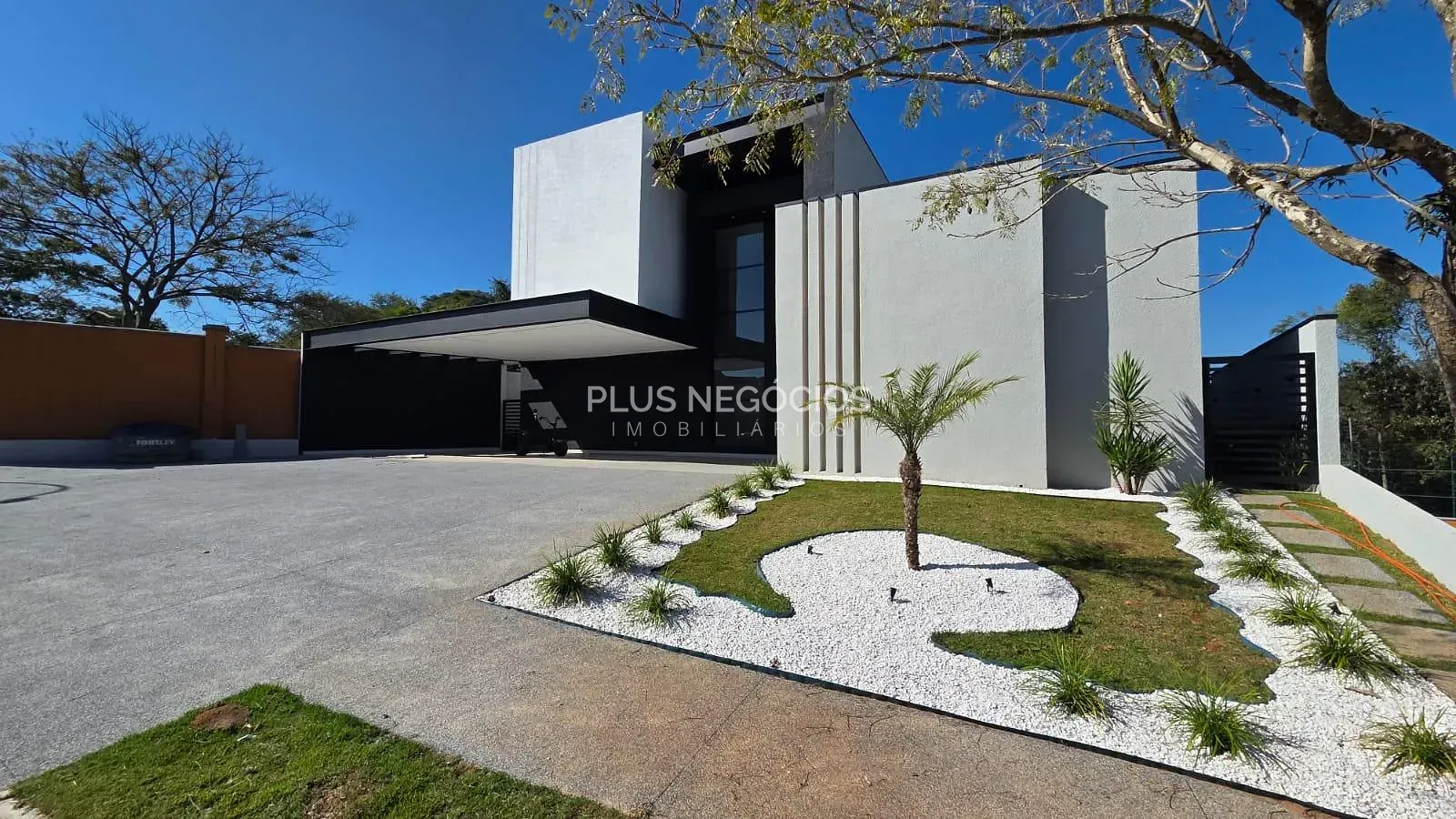 Casa, 3 quartos, 303 m² - Foto 2