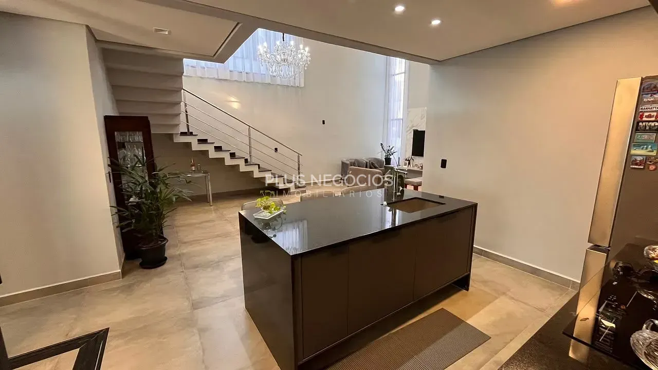 Casa, 3 quartos, 206 m² - Foto 9