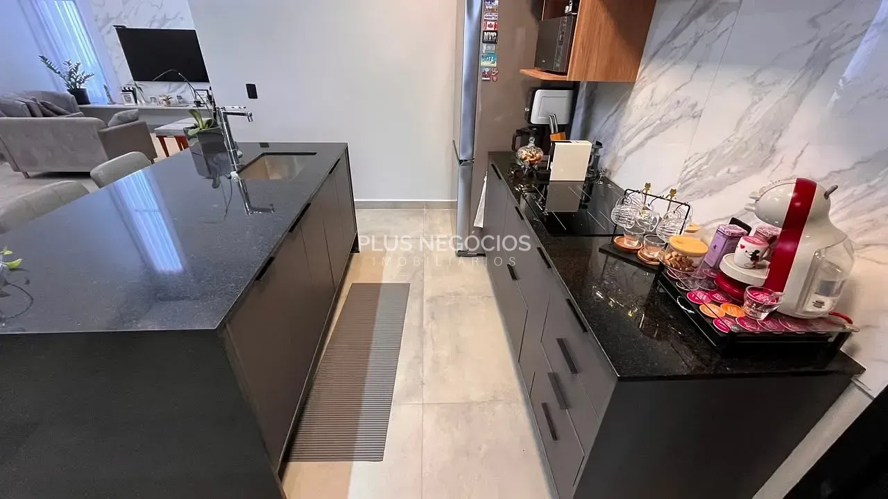 Casa, 3 quartos, 206 m² - Foto 13