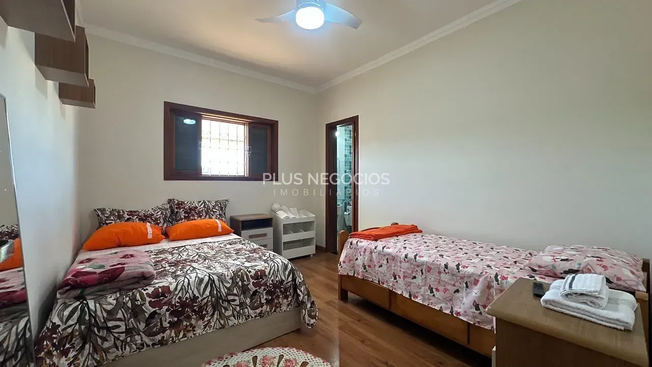 Casa, 6 quartos, 320 m² - Foto 23