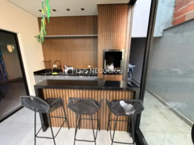 Casa com 200m² 3 quartos e 5 banheiros, à venda, no bairro Wanel Ville em Sorocaba