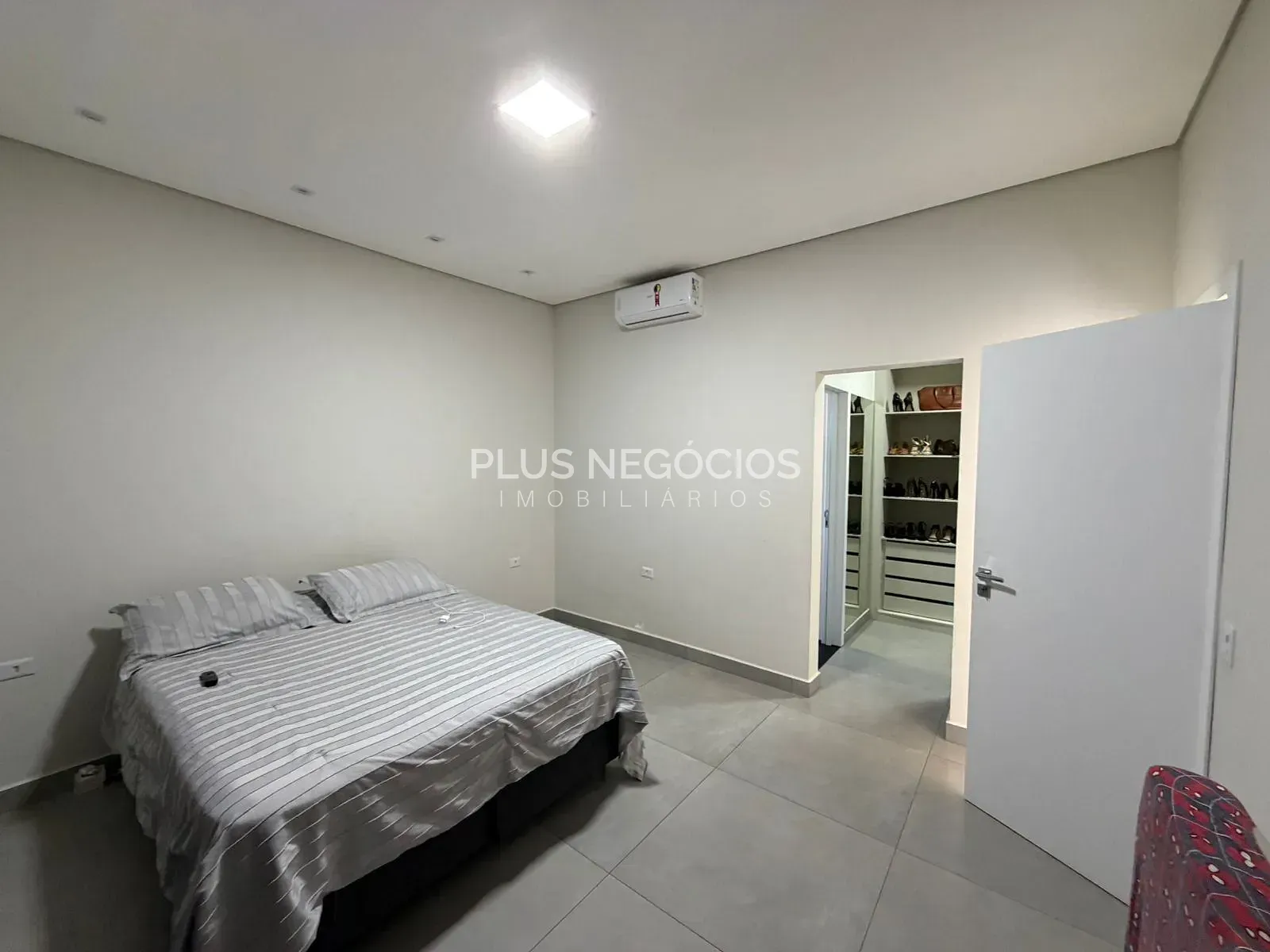 Casa, 3 quartos, 208 m² - Foto 23