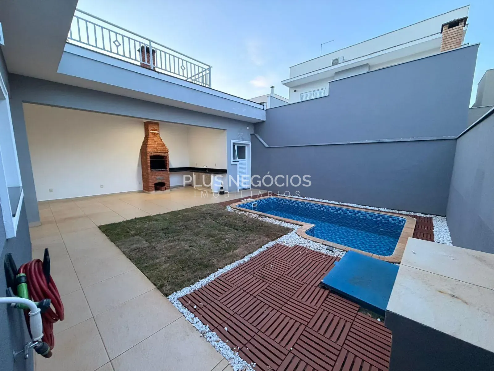 Casa, 4 quartos, 228 m² - Foto 4