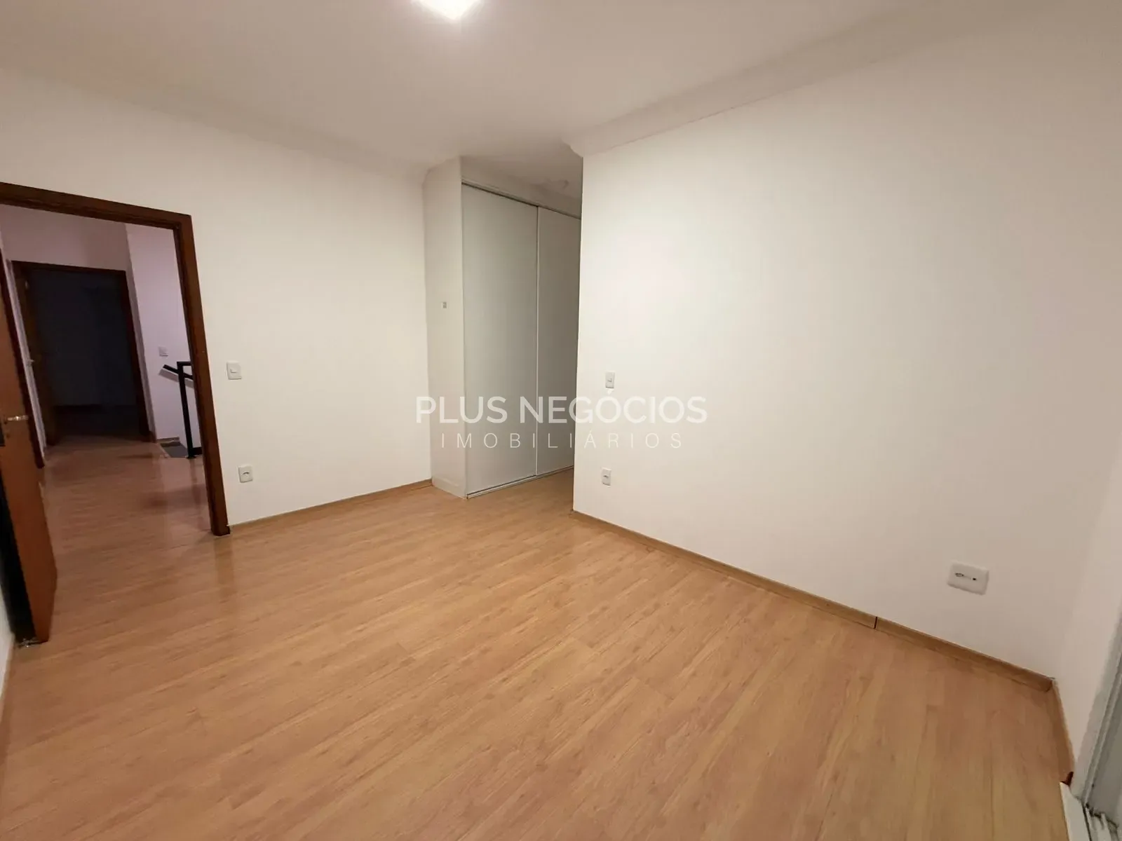 Casa, 4 quartos, 228 m² - Foto 13